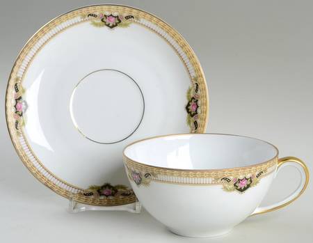 Belmont Flat Cup & Saucer Set