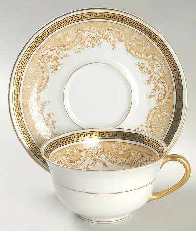 Chantilly Flat Cup & Saucer Set