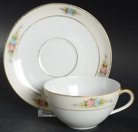 Chicago Flat Cup & Saucer Set