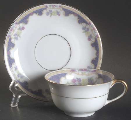 Corona Flat Cup & Saucer Set
