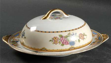 Fairmount Round Covered Butter