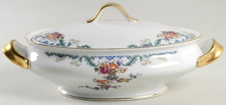 Franklin Oval Covered Vegetable