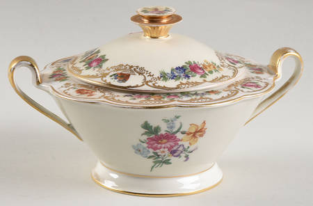 Nurenberg Sugar Bowl & Lid