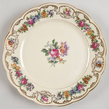 Nurenberg Luncheon Plate