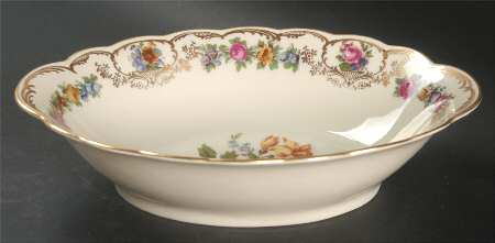 Nurenberg 8" Oval Vegetable Bowl