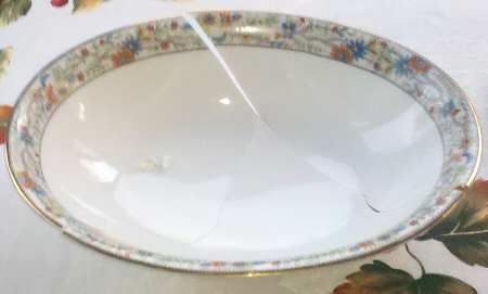 ROB140 9" Oval Vegetable Bowl