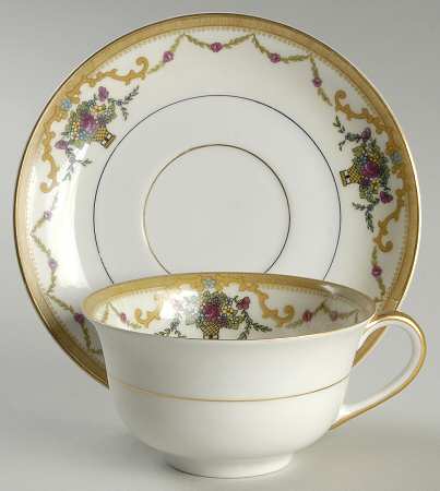ROB16 Flat Cup & Saucer Set