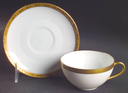 ROB24 Flat Cup & Saucer Set