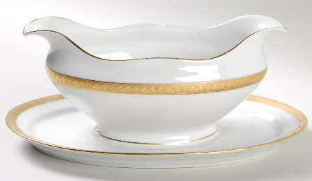 ROB24 Gravy Boat with Attached Underplate