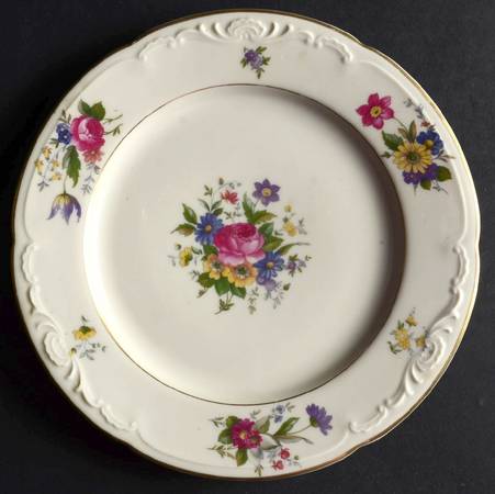 ROB28 Salad Plate