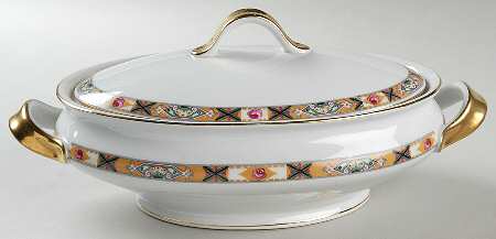 ROB38 Oval Covered Vegetable