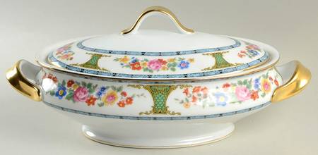Mentone Oval Covered Vegetable