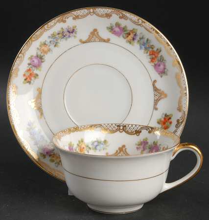 ROB41 Flat Cup & Saucer Set
