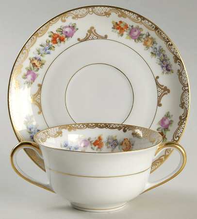 ROB41 Flat Bouillon Cup & Saucer