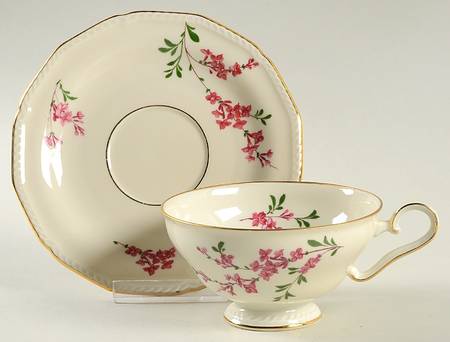 ROB74 Footed Cup & Saucer Set