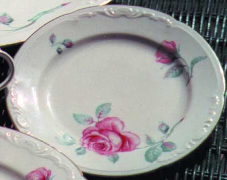 ROB79 Salad Plate