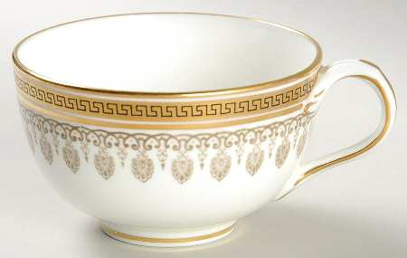 H1640 Traditional Footed Cup