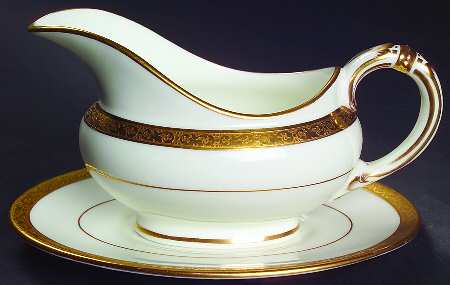 L4142 Gravy Boat & Underplate