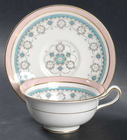 Conway Footed Cup & Saucer Set