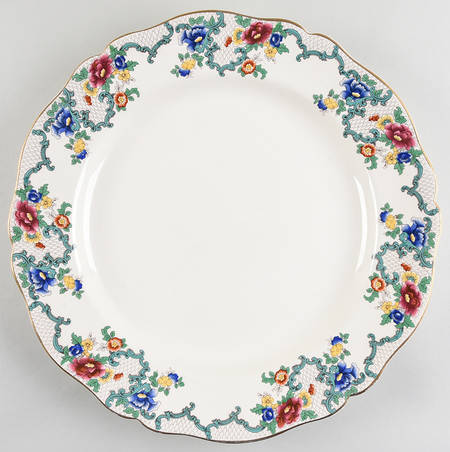 Floradora (Gold Trim, Scalloped) 15" Chop Plate (Round Platter)