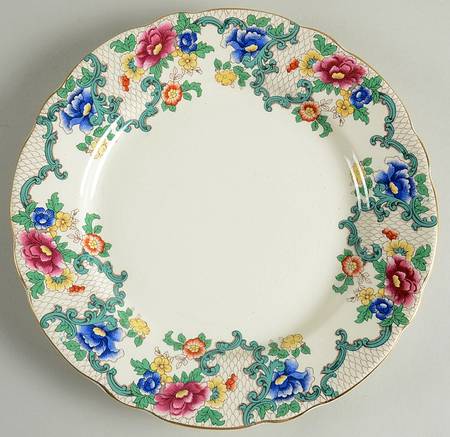 Floradora (Gold Trim, Scalloped) Luncheon Plate