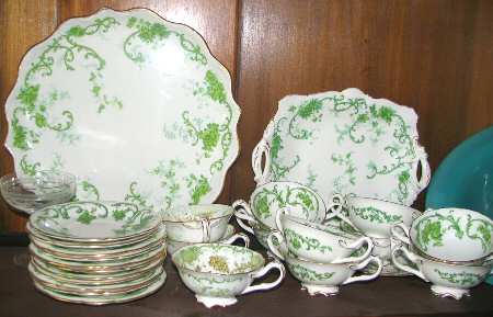 H6646 Square Handled Cake Plate