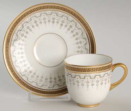 H8713 Flat Demitasse Cup & Saucer Set