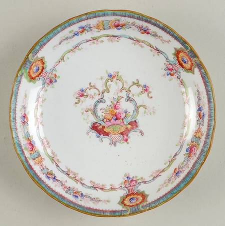 H9120 Aqua (Scalloped, White Background) Saucer for Cream Soup Bowl