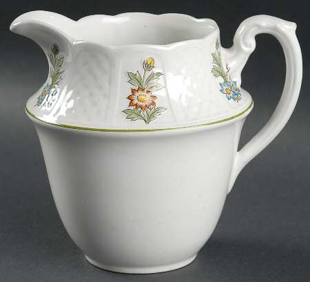 June Garden 20 Oz Pitcher
