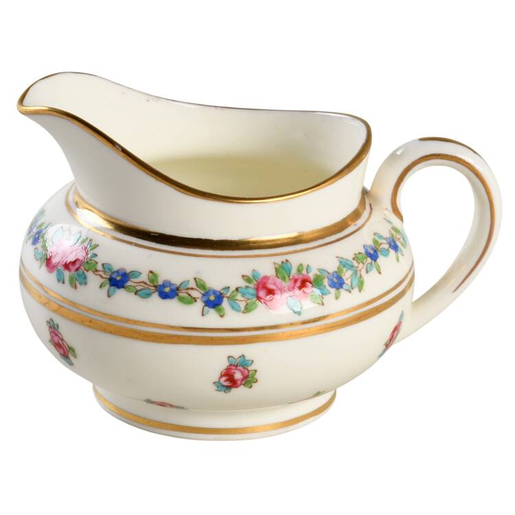K3616 Creamer