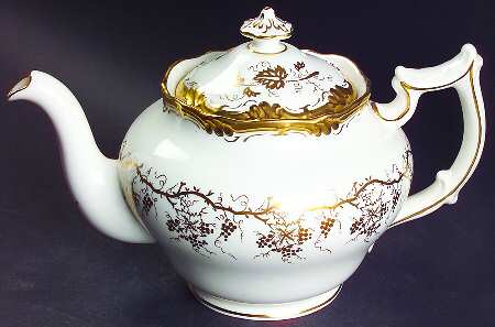 King's Plate White Teapot & Lid