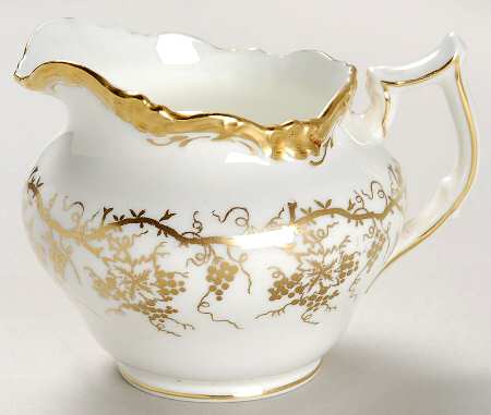 King's Plate White Creamer
