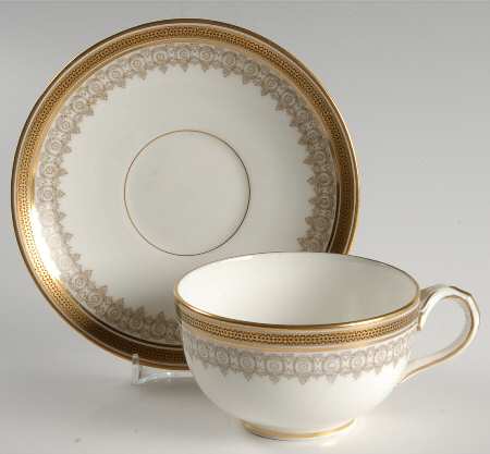 L4000 Flat Cup & Saucer Set