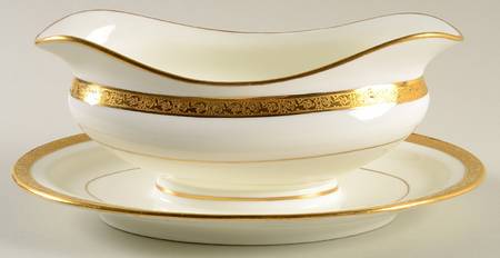 L4142 Gravy Boat with Attached Underplate