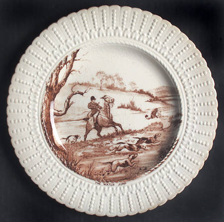 Hunt Brown (Scalloped) Luncheon Plate