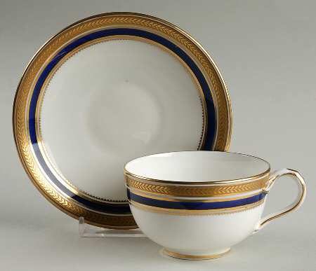 4145 Flat Cup & Saucer Set