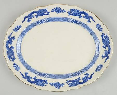 Dragon (Gold Trim) 9" Oval Serving Platter