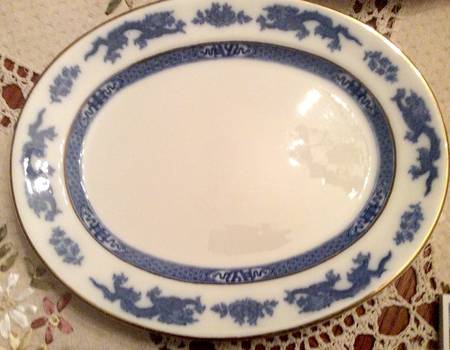 Dragon (Smooth) 11" Oval Serving Platter