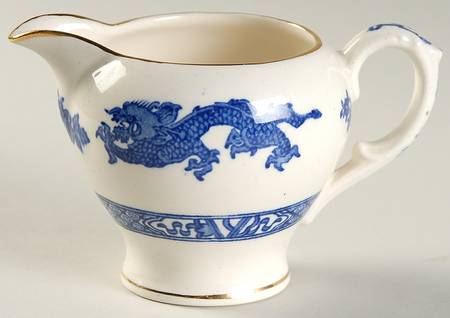 Dragon (Smooth) Mini Creamer