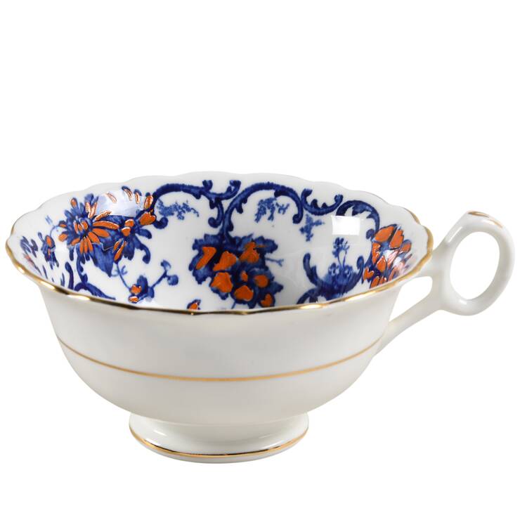 Shangri La Footed Cup