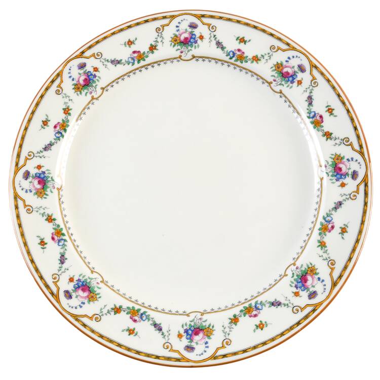 Sledmere (White Background) 12" Chop Plate (Round Platter)