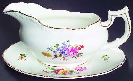 Marita Gravy Boat & Underplate