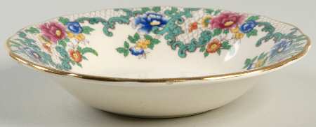 Victoria (Scalloped, Gold Trim) Fruit/Dessert (Sauce) Bowl