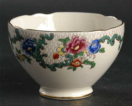 Victoria (Scalloped, Gold Trim) Mini Open Sugar Bowl
