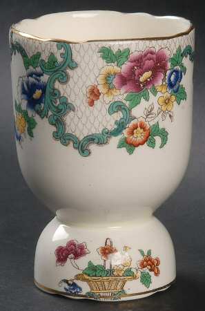 Victoria (Scalloped, Gold Trim) Double Egg Cup