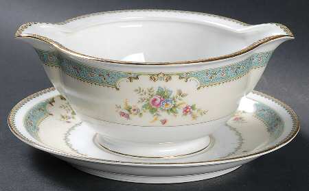 Atlanta Gravy Boat with Attached Underplate