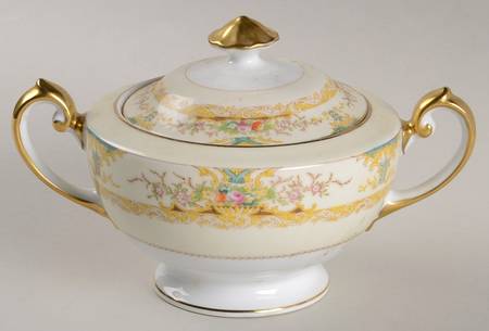 Carthage Sugar Bowl & Lid