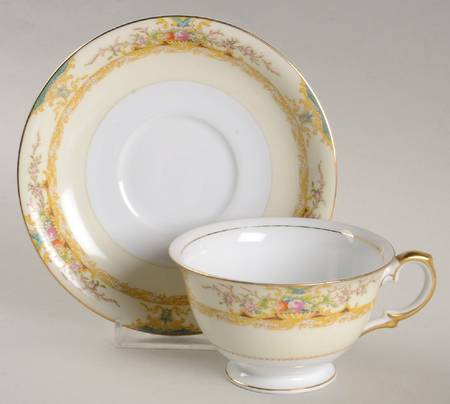 Carthage Footed Cup & Saucer Set