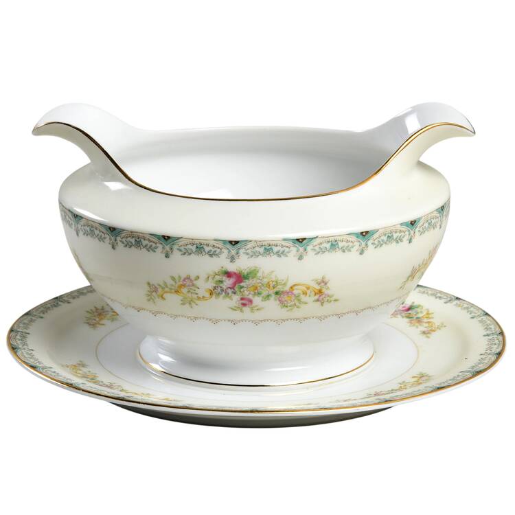 Dallas Gravy Boat with Attached Underplate by Royal Embassy