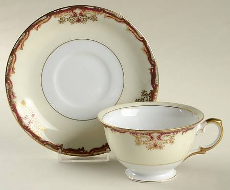 Derby Footed Cup & Saucer Set